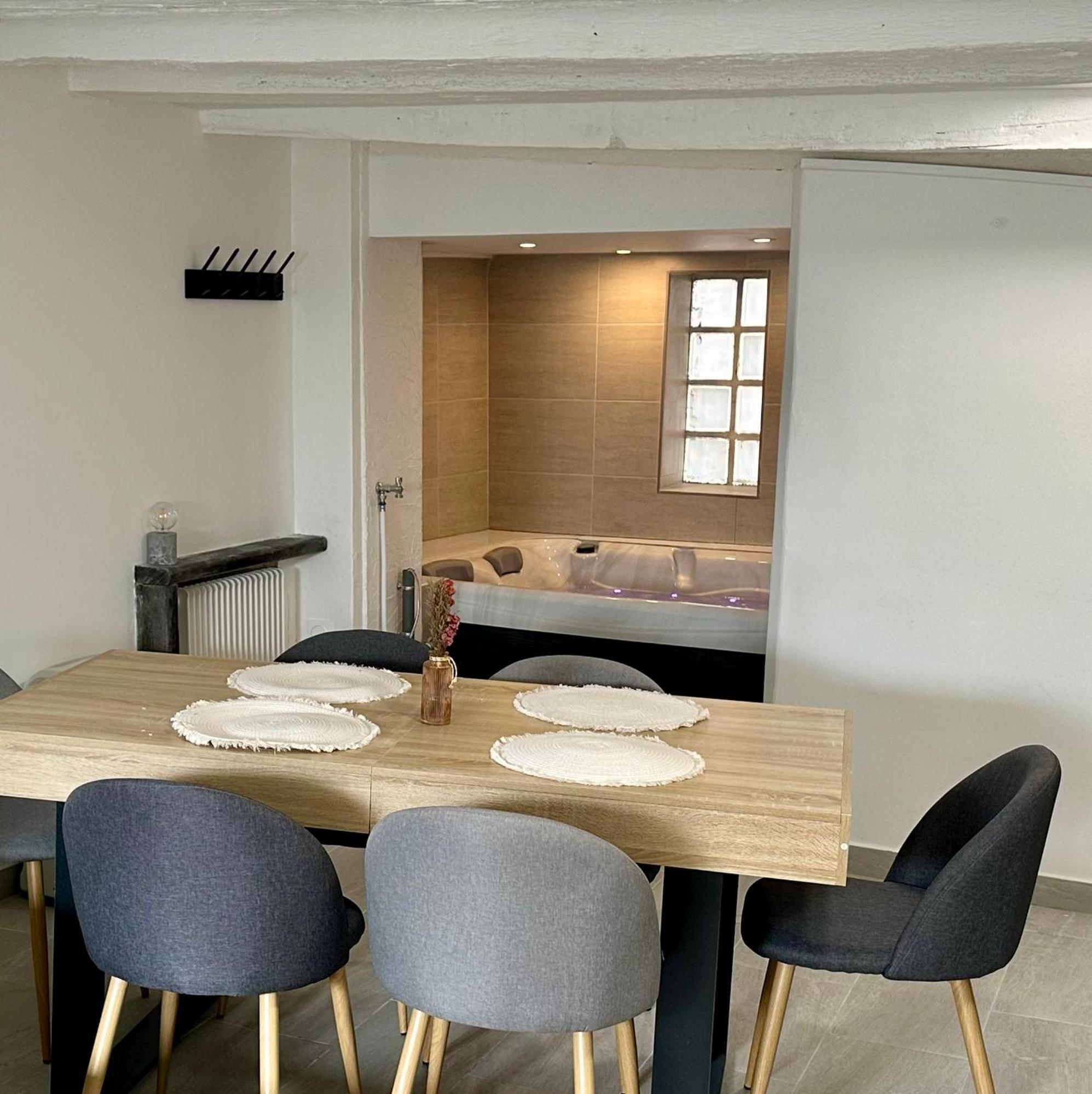 Maison Hyper Centre Jacuzzi Ferienhaus
